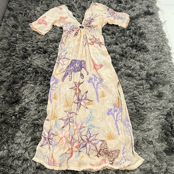 Beautiful Summer Dress - Picture 3 of 7